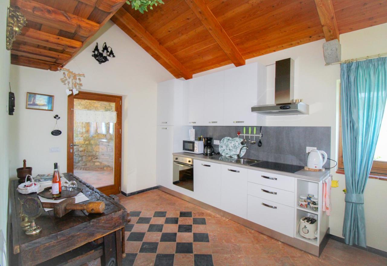 Residenza Castellum Appartement Stazzona Buitenkant foto